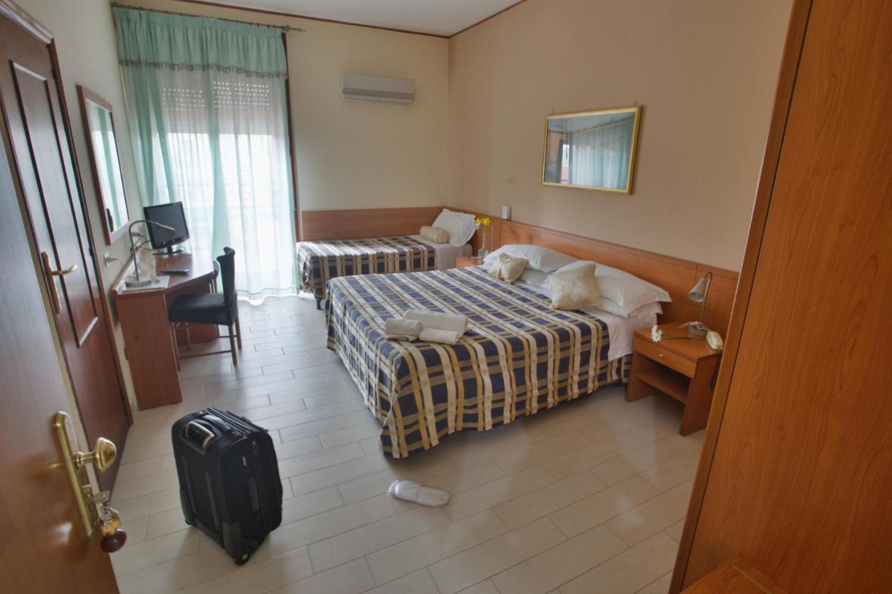 Hotel Pompei Scafati Exterior foto